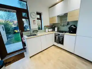 24 Coote Road, photo 4