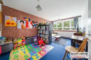 24 Dornberg Close, photo 4
