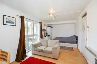 24 Farrow Lane, photo 4