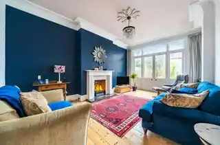 24 Fitzjohn Avenue, photo 2