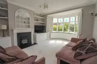 24 Highfield Road, photo 3