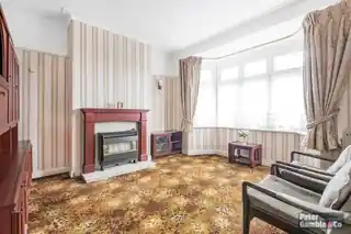24 Horsenden Lane South, photo 4
