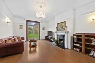24 Kingston Road, photo 2