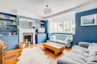 24 Leconfield Avenue, photo 3
