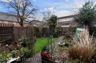 24 Lindbergh Road, photo 2
