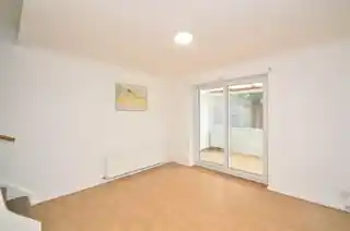 24 Manordene Road, photo 2