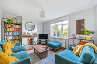 24 Roseveare Road, photo 2