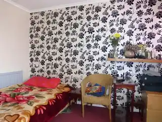 24 Saxonbury Close, photo 2