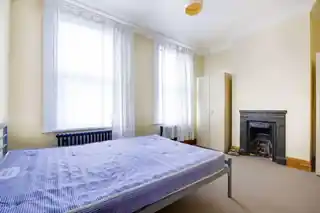 24 Sunnyside Road East, photo 4