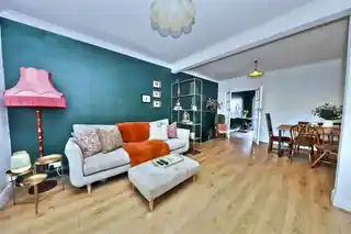 24 Sussex Road, photo 3
