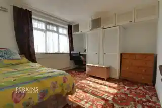 24 Townson Avenue, photo 4