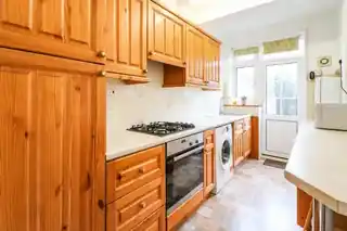 24 Tylehurst Gardens, photo 3