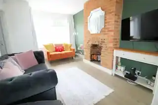 242 Brook Street, photo 2