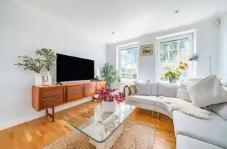 245 Beaconsfield Road, photo 2