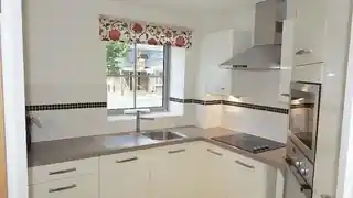 248 Kingston Road, photo 3