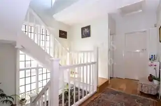 24A Staverton Road, photo 4