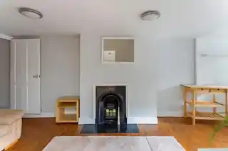 24B Lind Street, photo 3