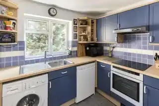 25 Alexandria Road, photo 4