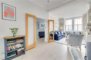 25 Allestree Road, photo 3