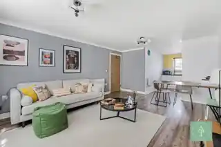 25 Blackwell Close, photo 2
