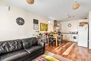 25 Brownell Place, photo 2