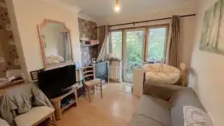25 Burleigh Avenue, photo 3