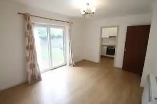 25 Cherry Gardens, photo 2