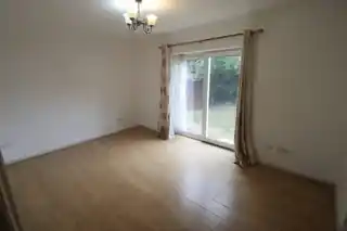 25 Cherry Gardens, photo 3