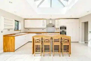 25 Crane Avenue, photo 4