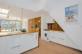 25 Credon Road, photo 4