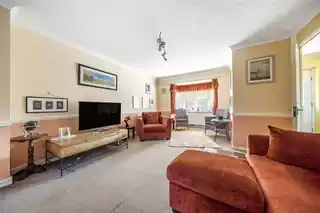 25 Crothall Close, photo 4