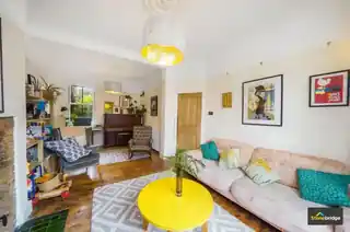 25 Denbigh Road, photo 4