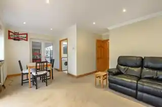 25 Eaton Road, photo 4