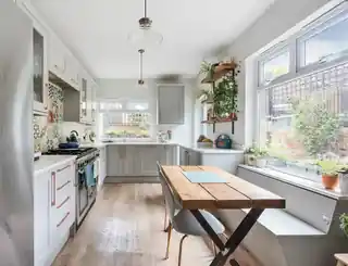 25 Fairdene Road, photo 3