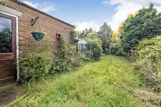 25 Fairview Avenue, photo 3