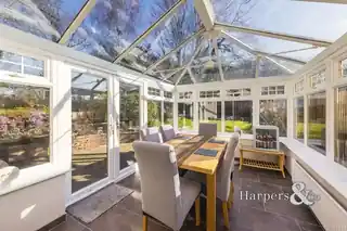 25 Gattons Way, photo 4