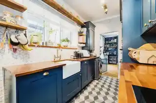 25 Lechmere Avenue, photo 3