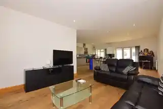 25 Mordon Road, photo 2