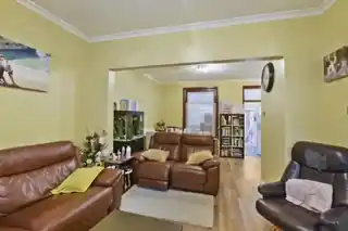 25 New Road, photo 3