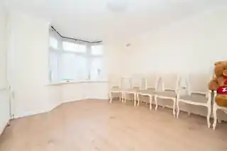 25 New Road, photo 2