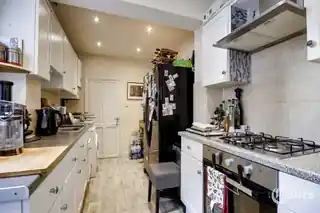 25 Palmerston Road, photo 4