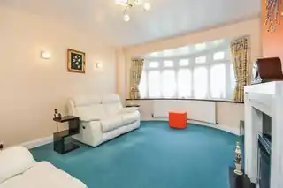 25 Repton Drive, photo 3