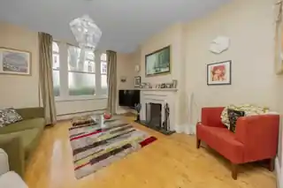 25 Waterlow Road, photo 2