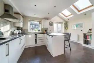 25 Windsor Road, photo 2
