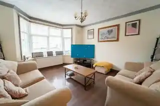 25 Woodlands Road, photo 4