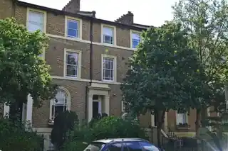 250 Dacre Park, photo 2