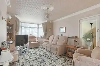 250 Old Church Road, photo 3