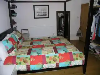 252 Ferme Park Road, photo 3
