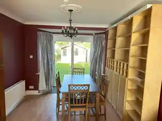 256 Empire Road, photo 3