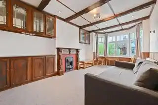 25A Butler Road, photo 3